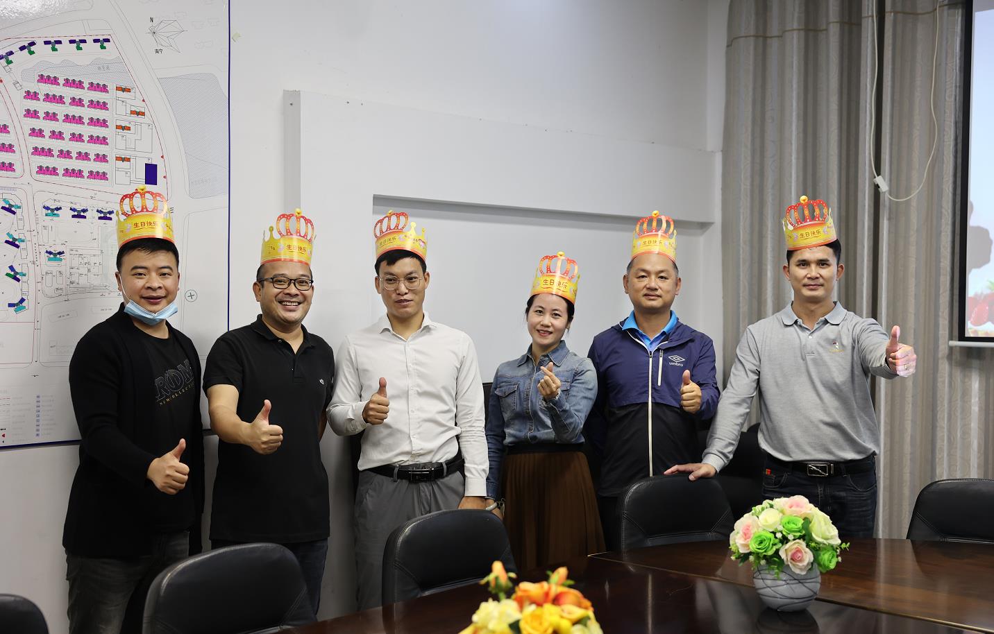 11月员工生日会 | 时光向前，我们向上